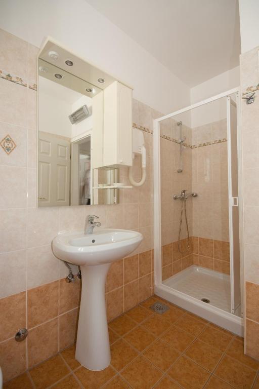 Apartments Valentino Vrsar Room photo
